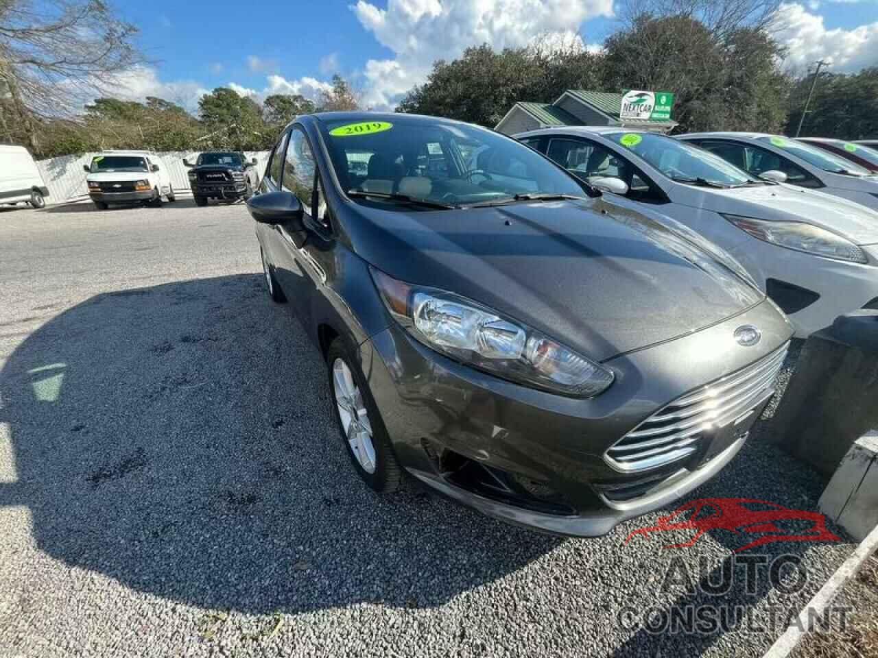 FORD FIESTA 2019 - 3FADP4EJXKM106399