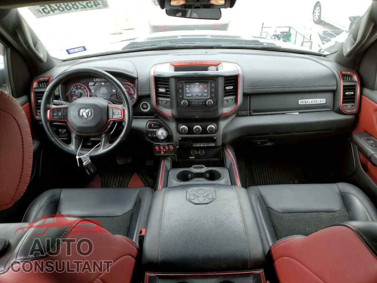 RAM 1500 2019 - 1C6SRFET0KN841074