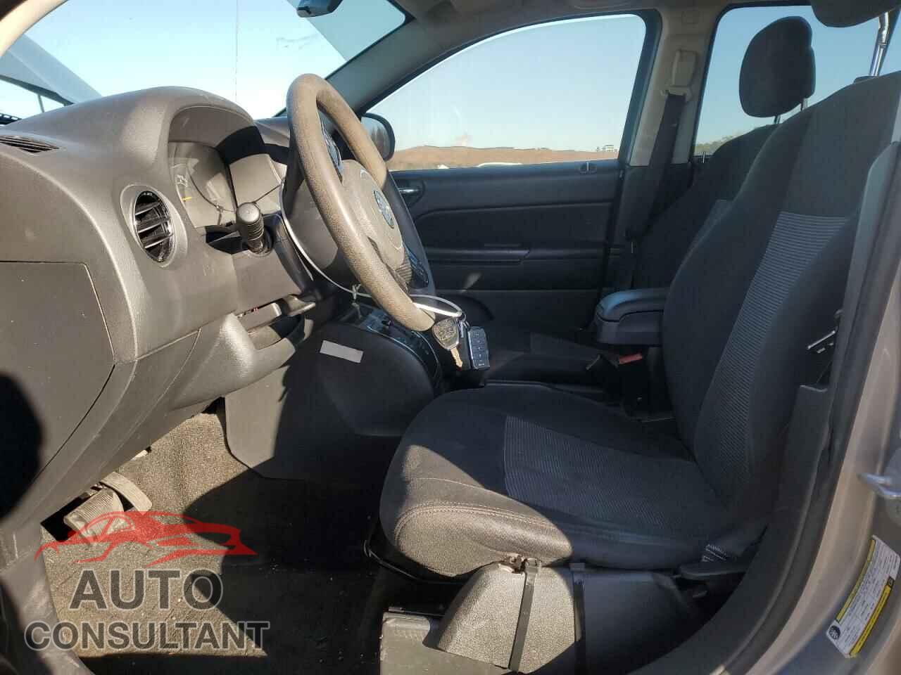 JEEP COMPASS 2015 - 1C4NJCBA2FD219070