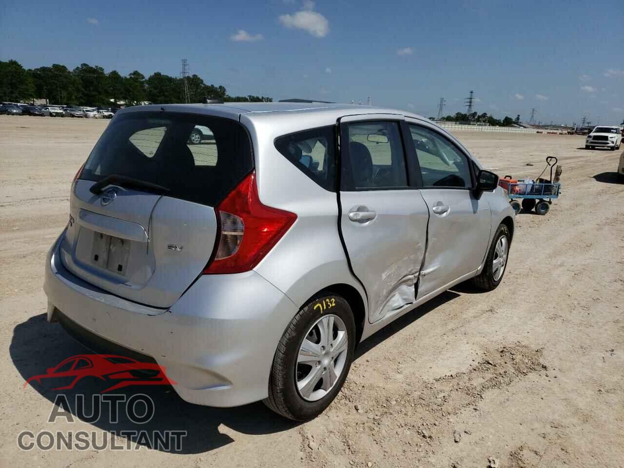 NISSAN VERSA 2017 - 3N1CE2CP5HL369750