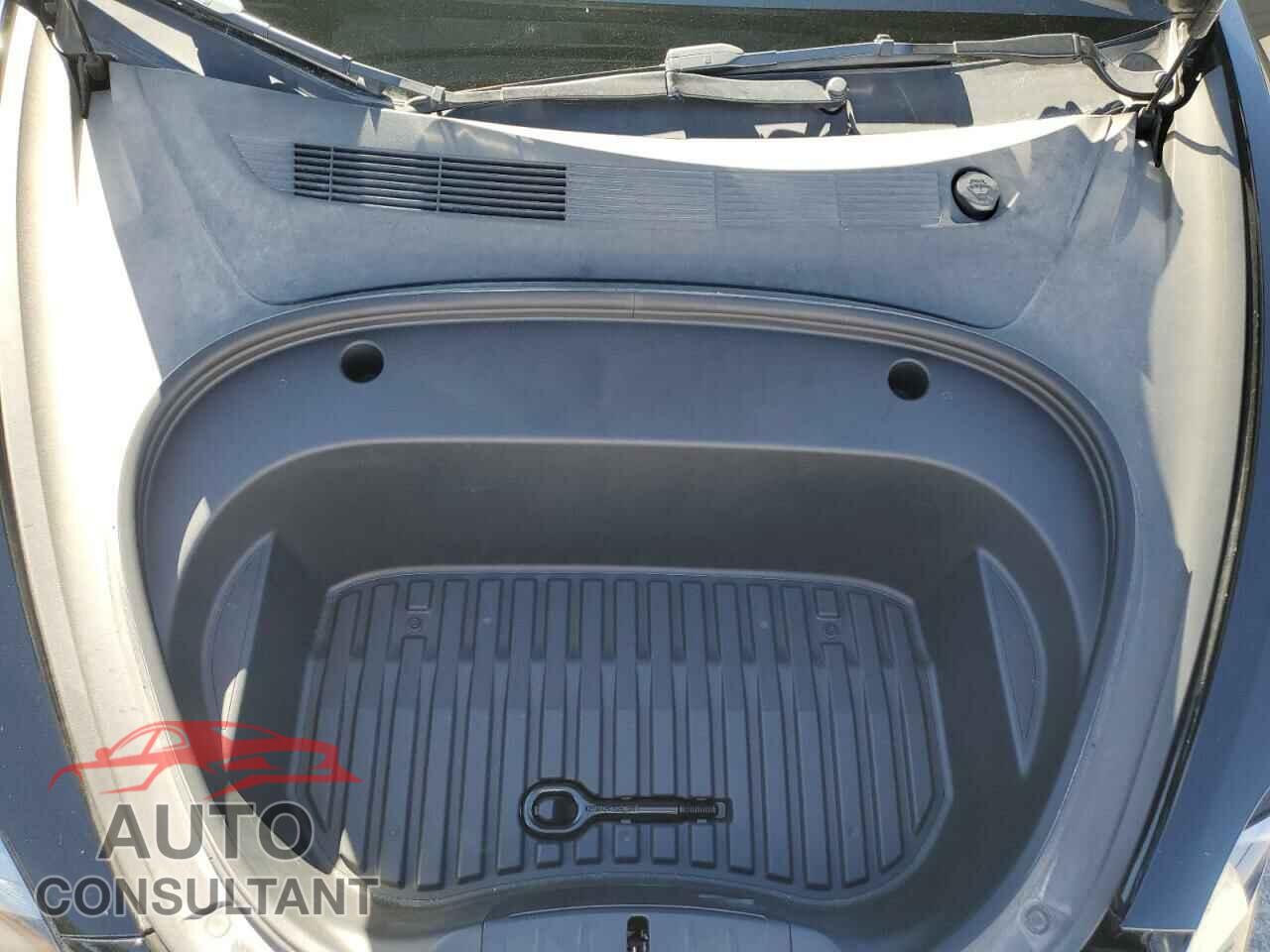 TESLA MODEL 3 2023 - 5YJ3E1EB0PF415409