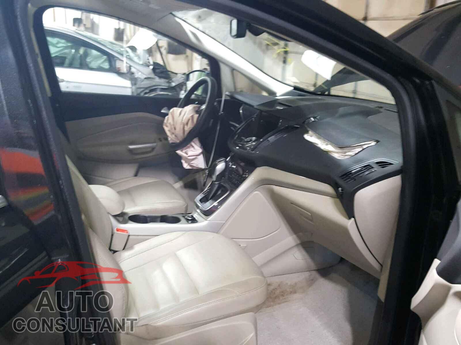 FORD CMAX 2015 - 1FADP5CU7FL108640