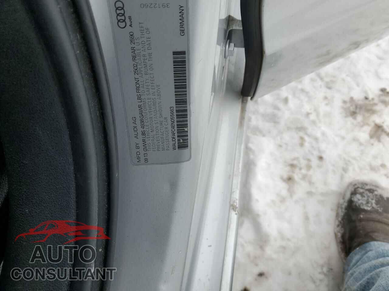 AUDI A6 2014 - WAUDFAFC4EN055663