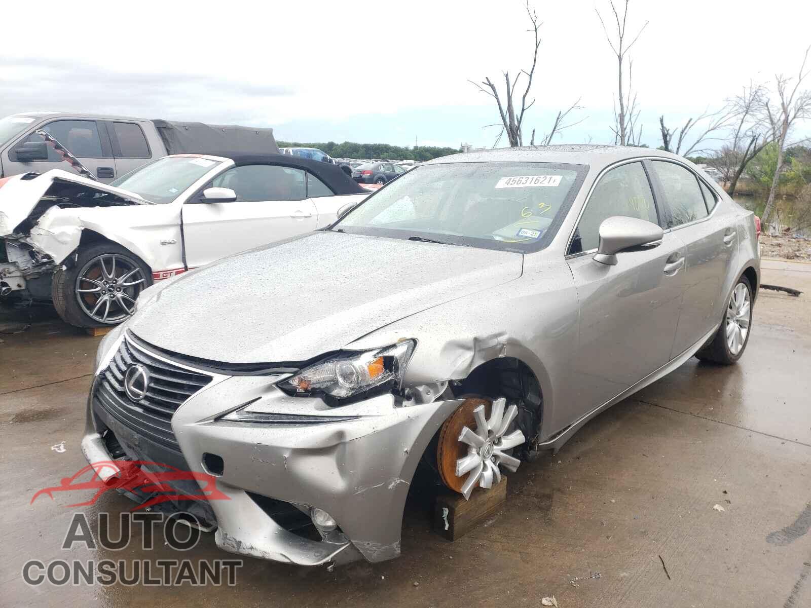 LEXUS IS 2016 - JTHBA1D29G5003241
