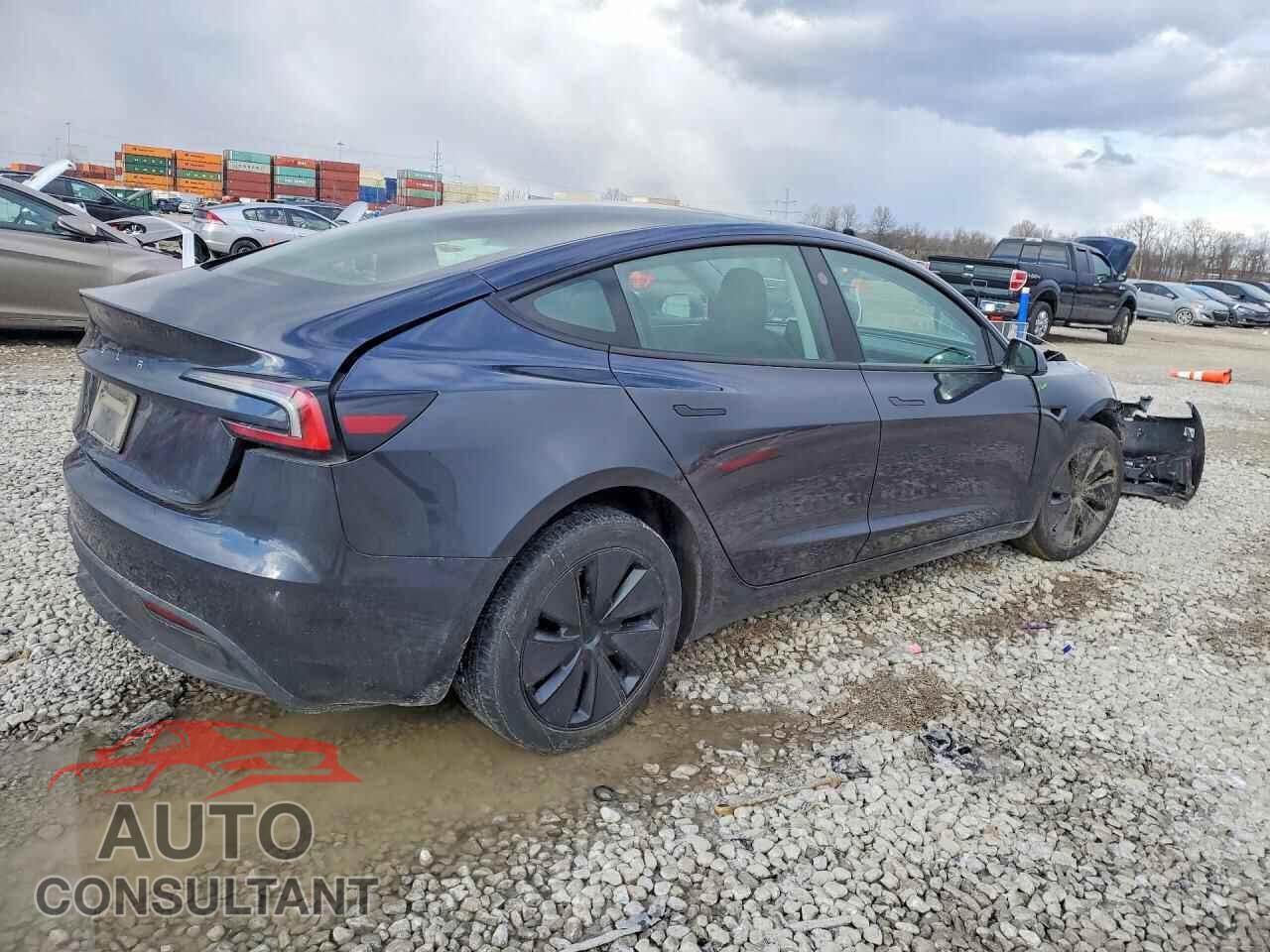 TESLA MODEL 3 2024 - 5YJ3E1EA2RF770673