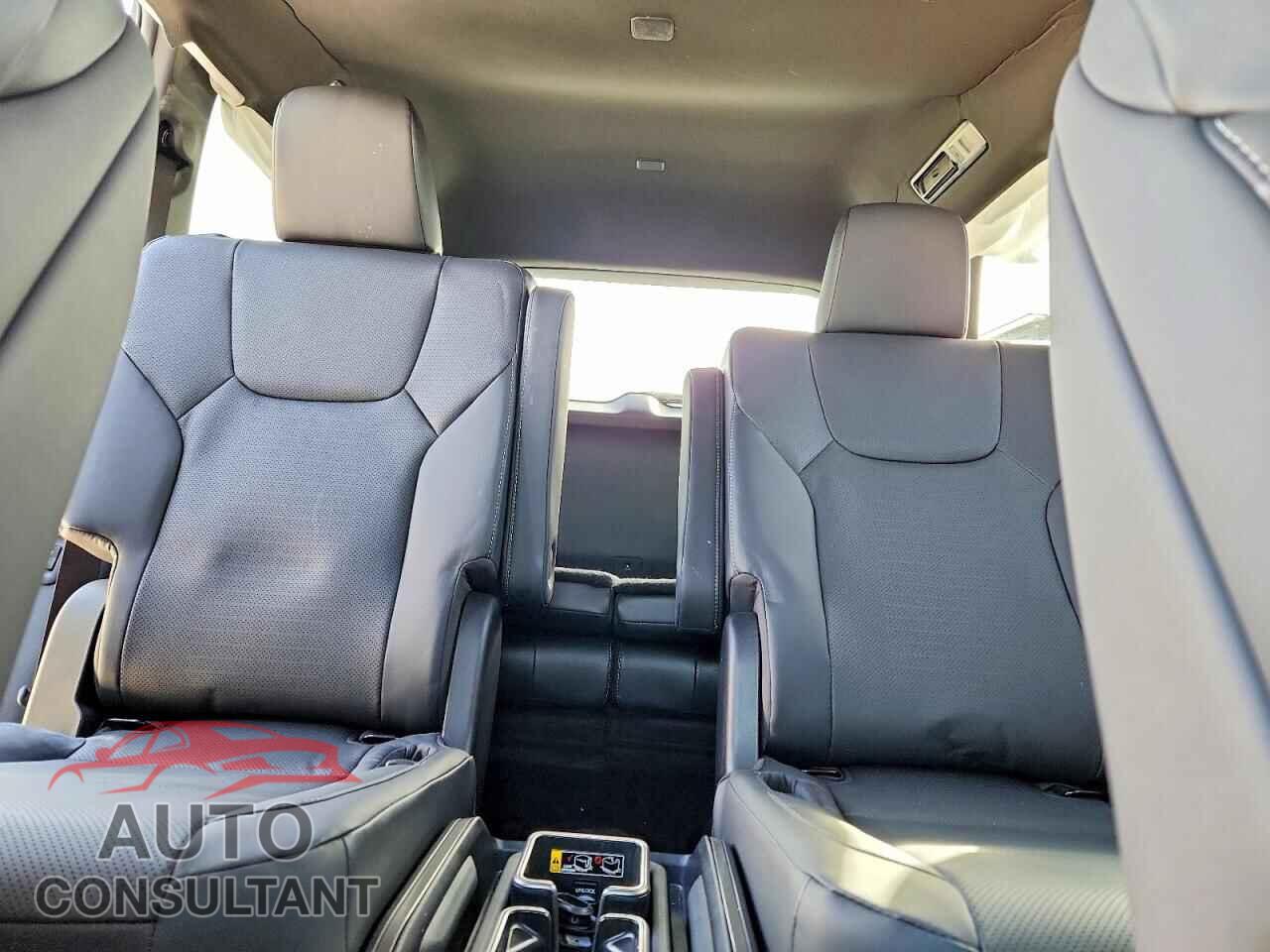 LEXUS UNKNOWN 2025 - 5TDAAAB63SS034135