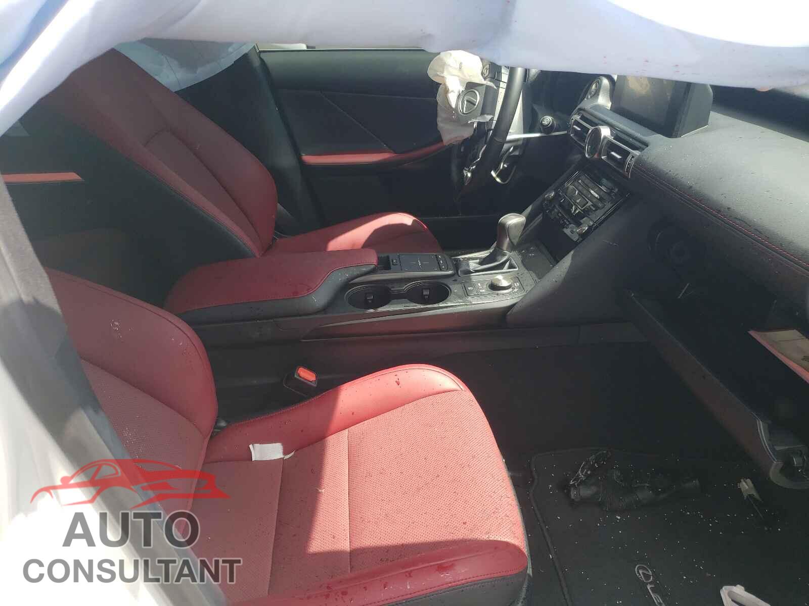 LEXUS IS 2021 - JTHCA1D28M5114377