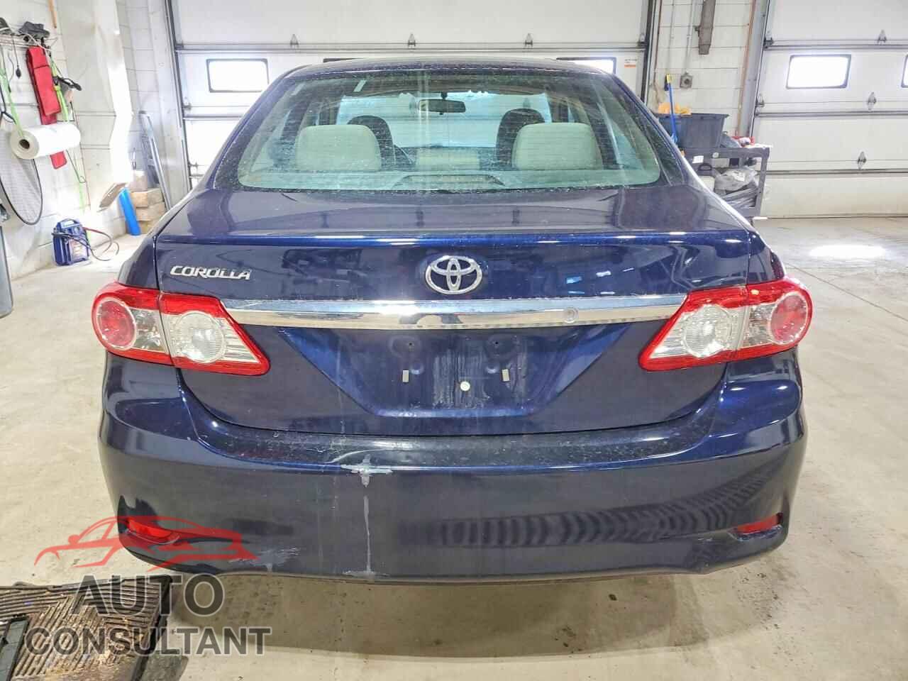 TOYOTA COROLLA 2013 - 2T1BU4EE1DC021332