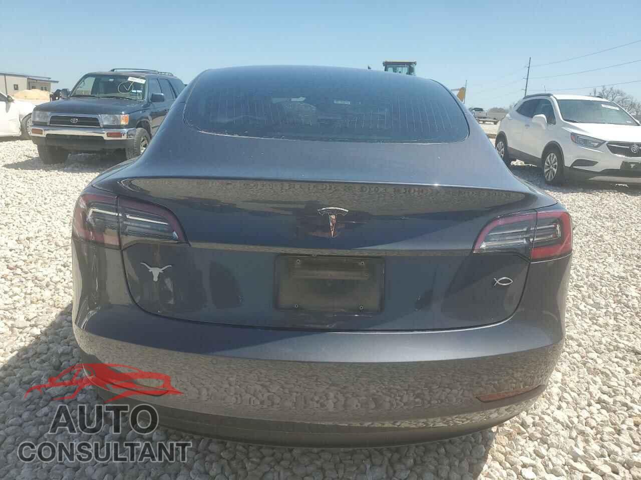 TESLA MODEL 3 2019 - 5YJ3E1EA0KF326794