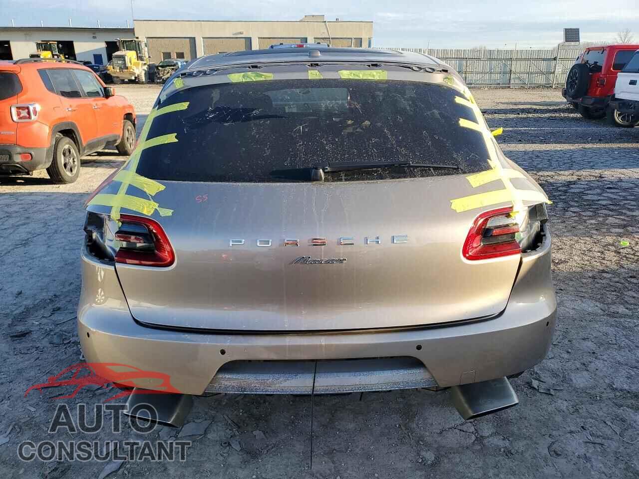 PORSCHE MACAN 2018 - WP1AA2A50JLB02341
