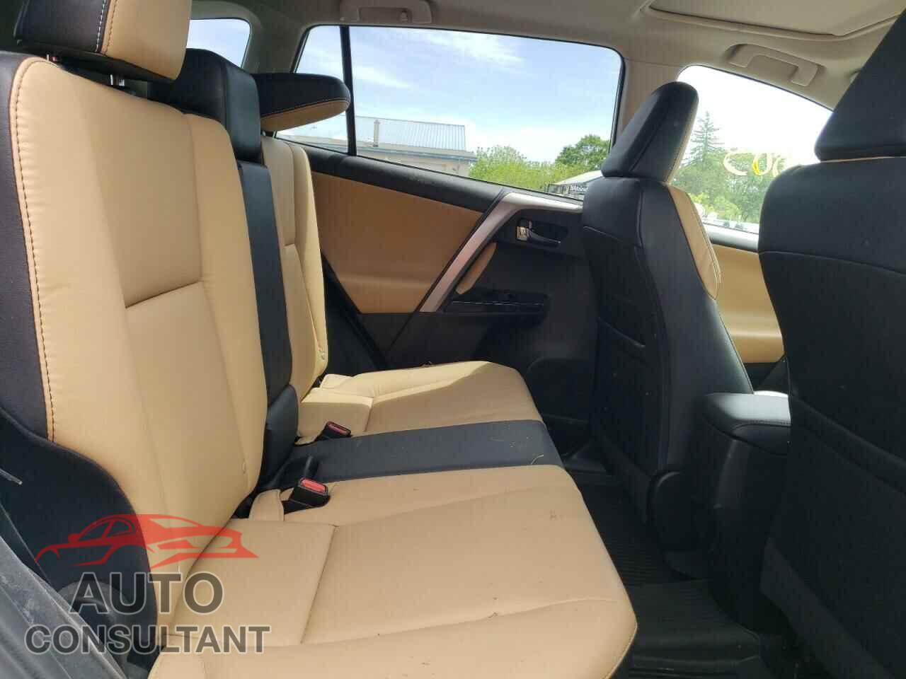 TOYOTA RAV4 2017 - 2T3DFREV3HW674501