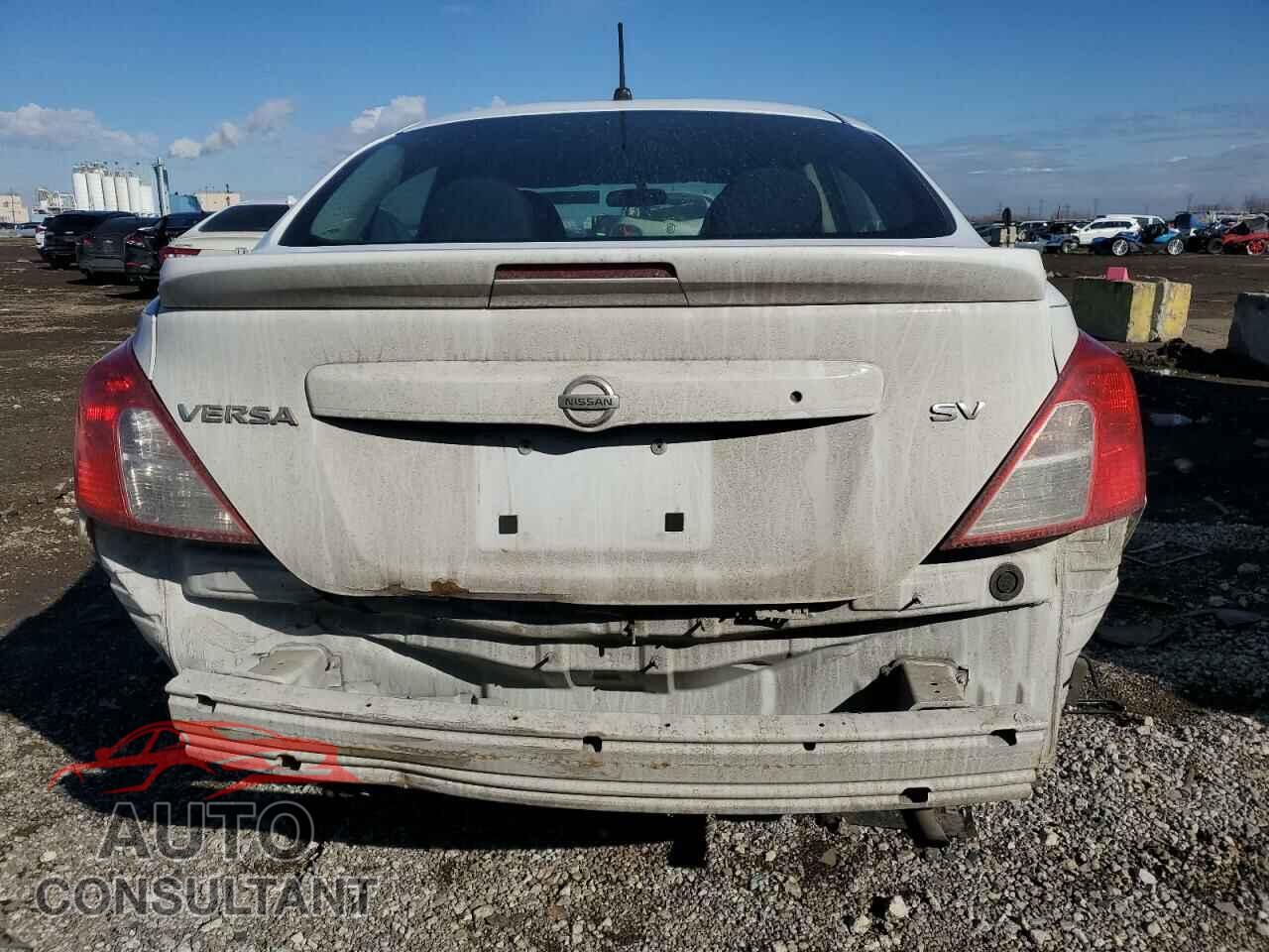 NISSAN VERSA 2019 - 3N1CN7AP3KL875424