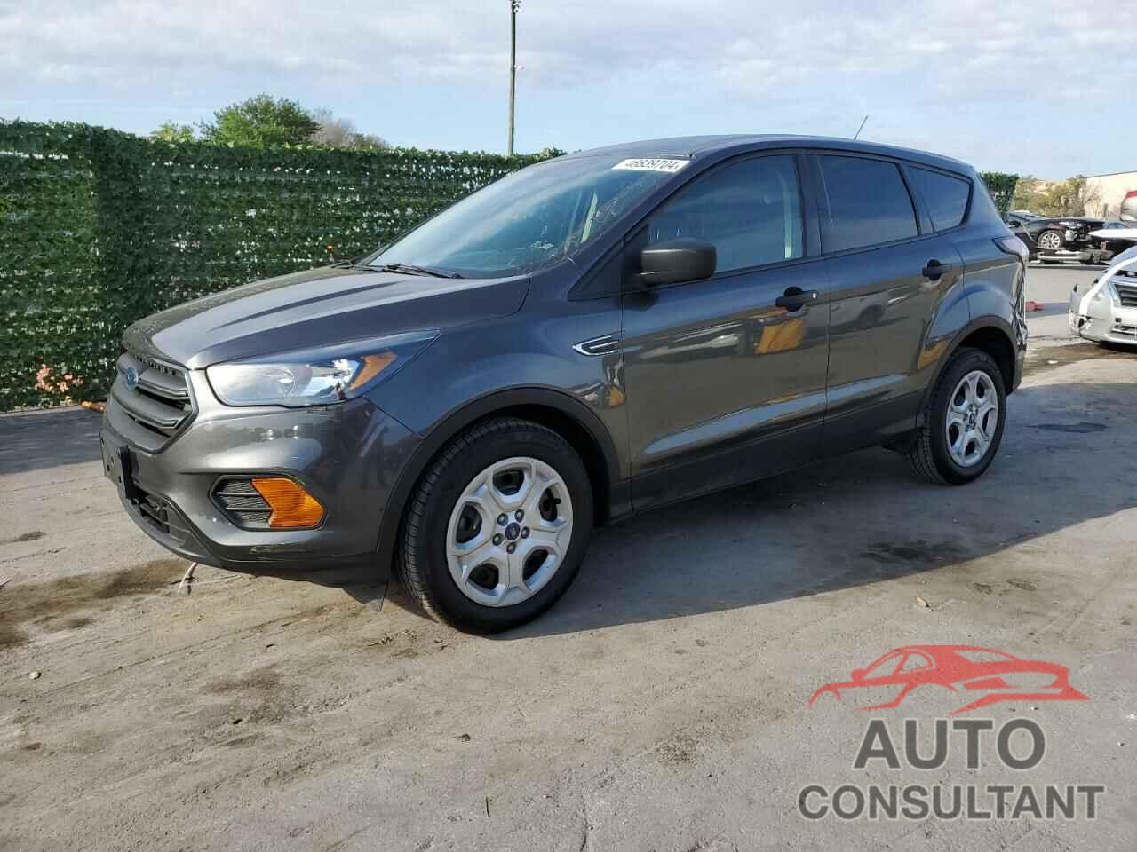 FORD ESCAPE 2018 - 1FMCU0F79JUD44308