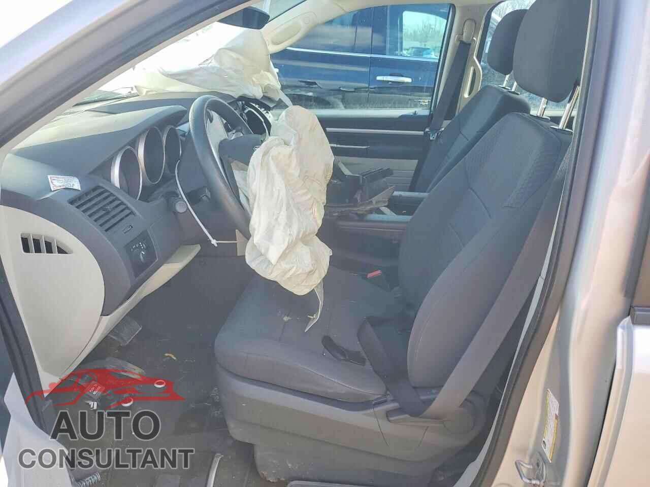 DODGE CARAVAN 2010 - 2D4RN4DE3AR388308