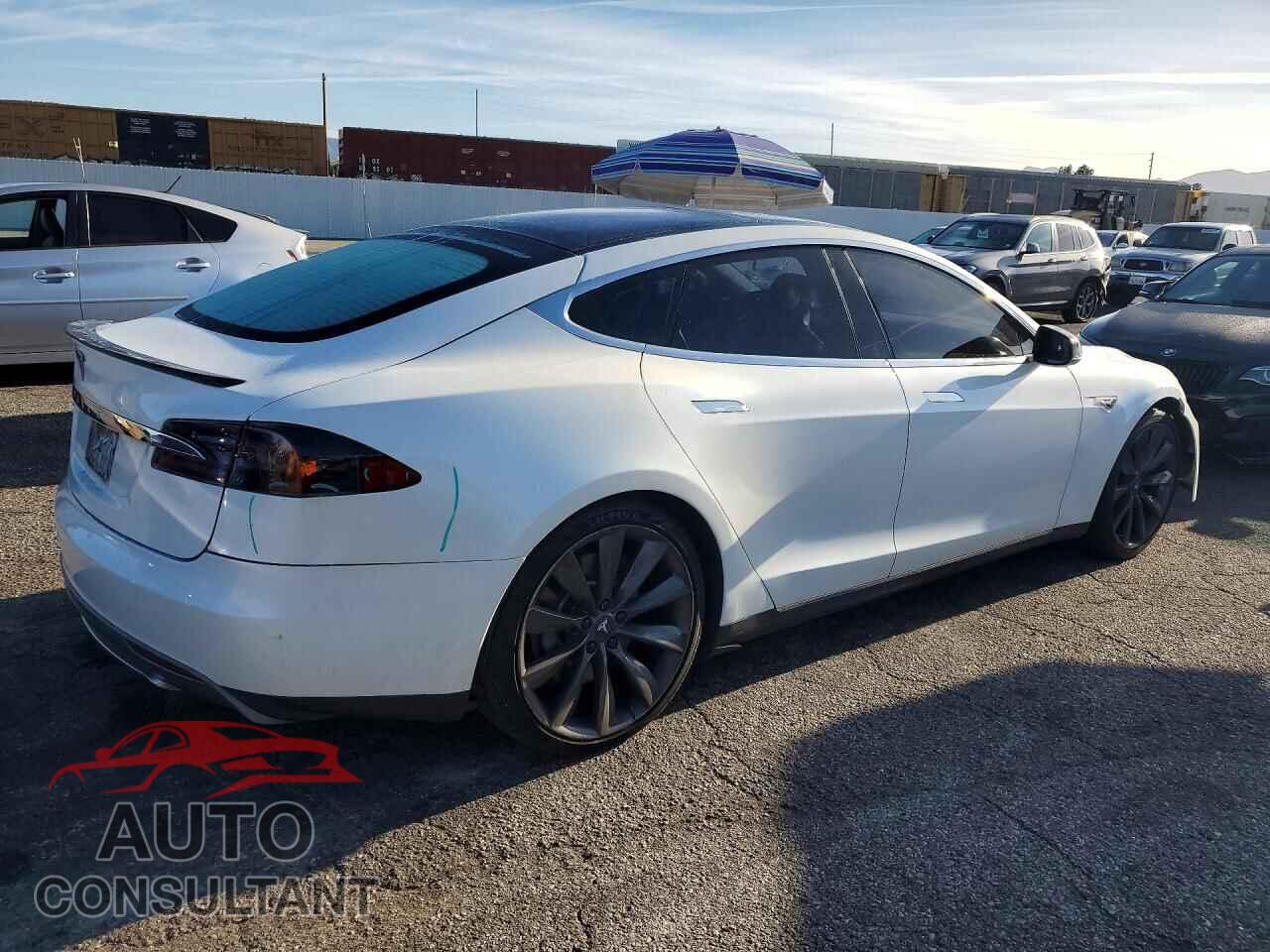 TESLA MODEL S 2012 - 5YJSA1DP4CFS01070