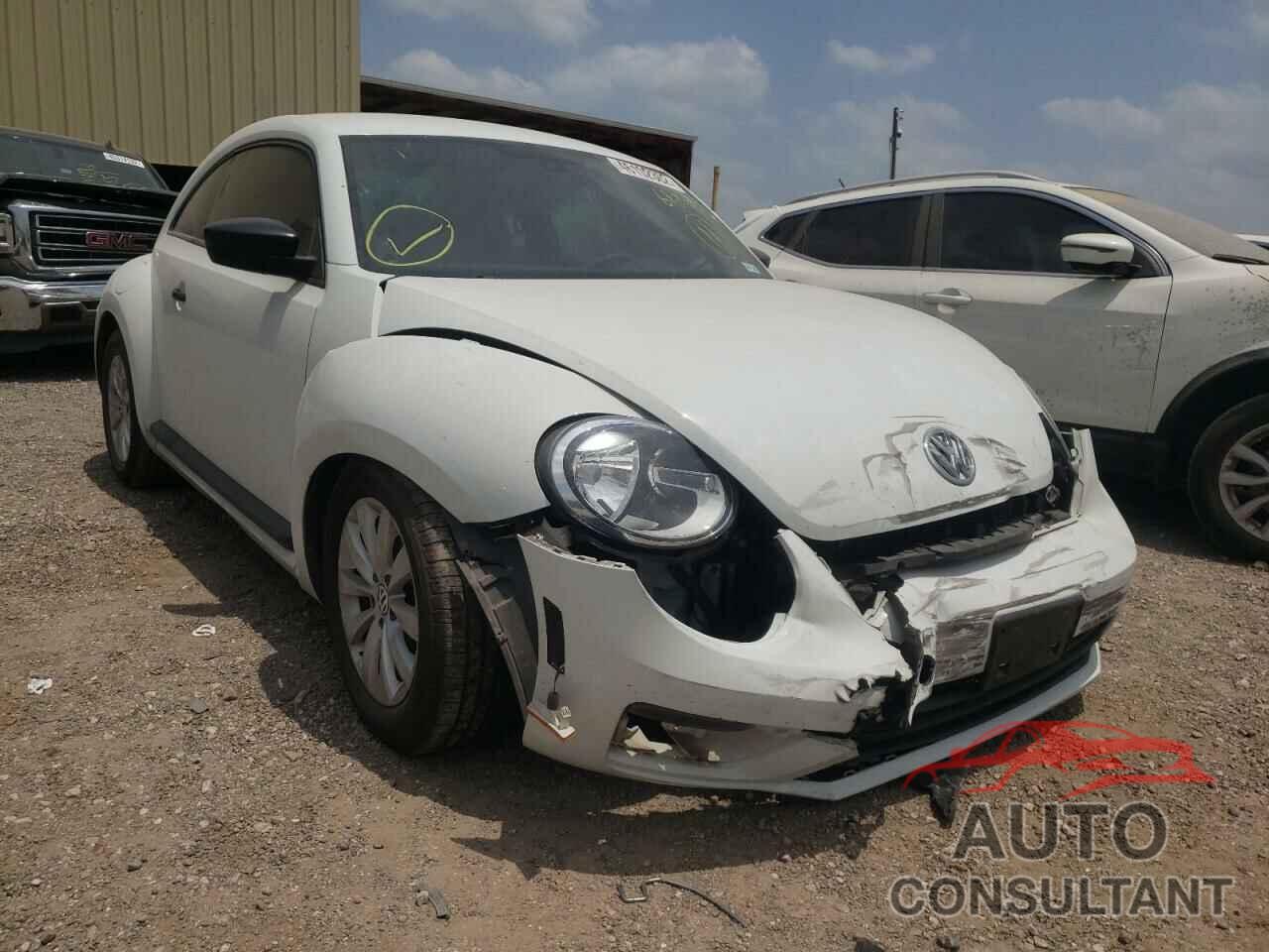 VOLKSWAGEN BEETLE 2017 - 3VWF17AT2HM613414