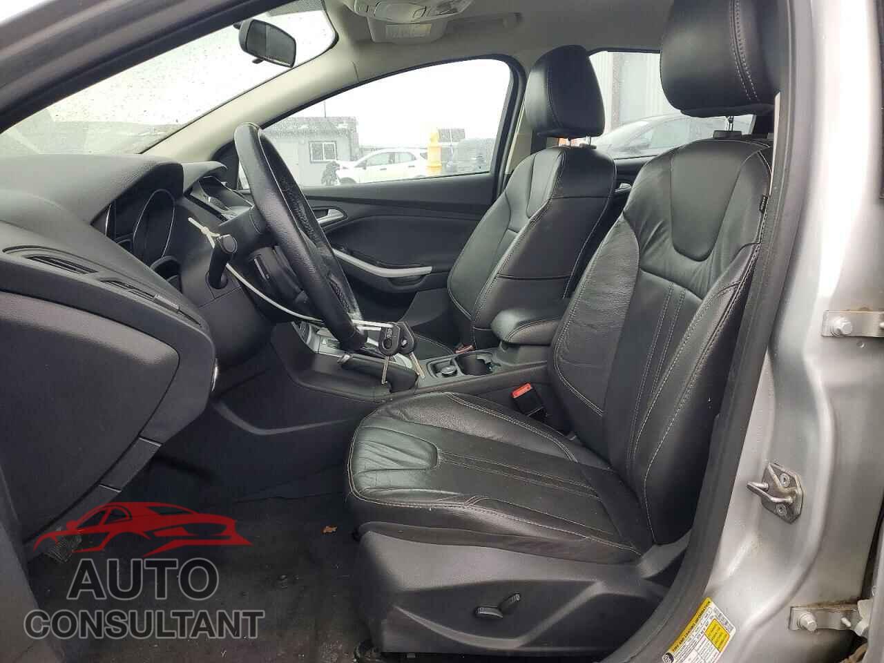 FORD FOCUS 2014 - 1FADP3F28EL366663