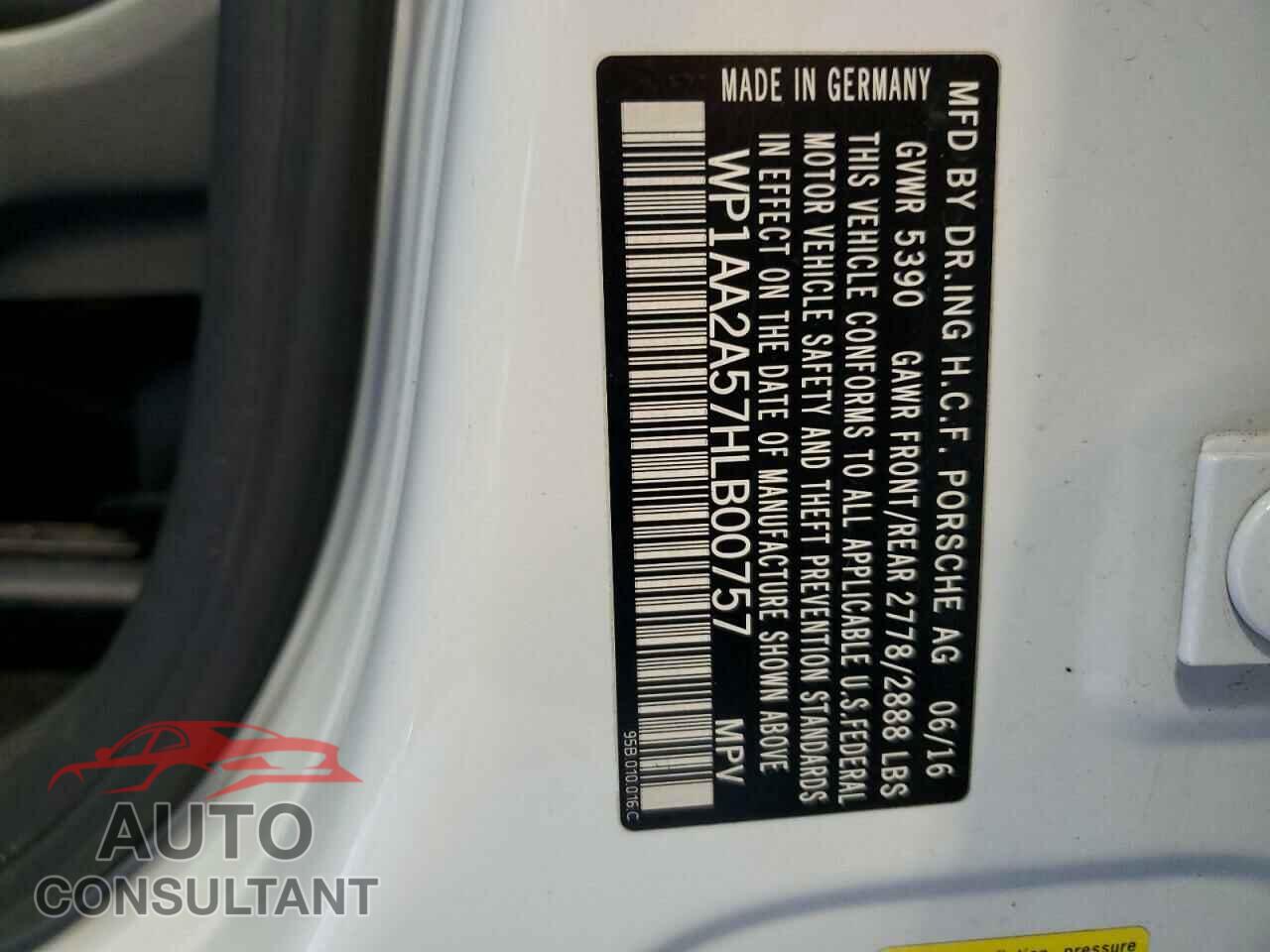 PORSCHE MACAN 2017 - WP1AA2A57HLB00757
