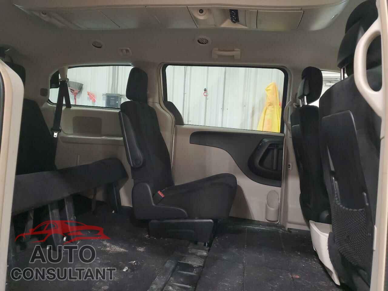 DODGE CARAVAN 2011 - 2D4RN5DG3BR688973
