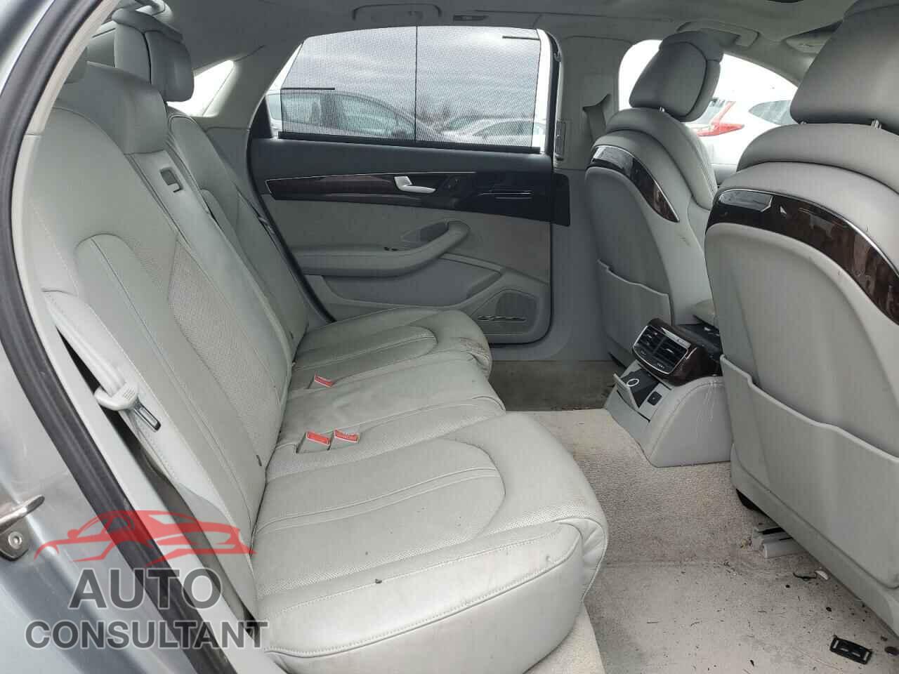 AUDI A8 2011 - WAURVAFD9BN006004