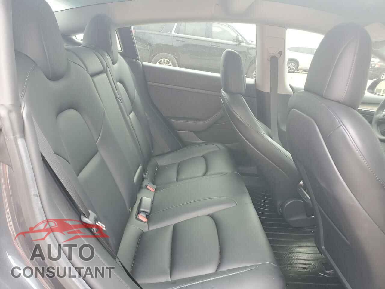 TESLA MODEL 3 2021 - 5YJ3E1EB3MF074342