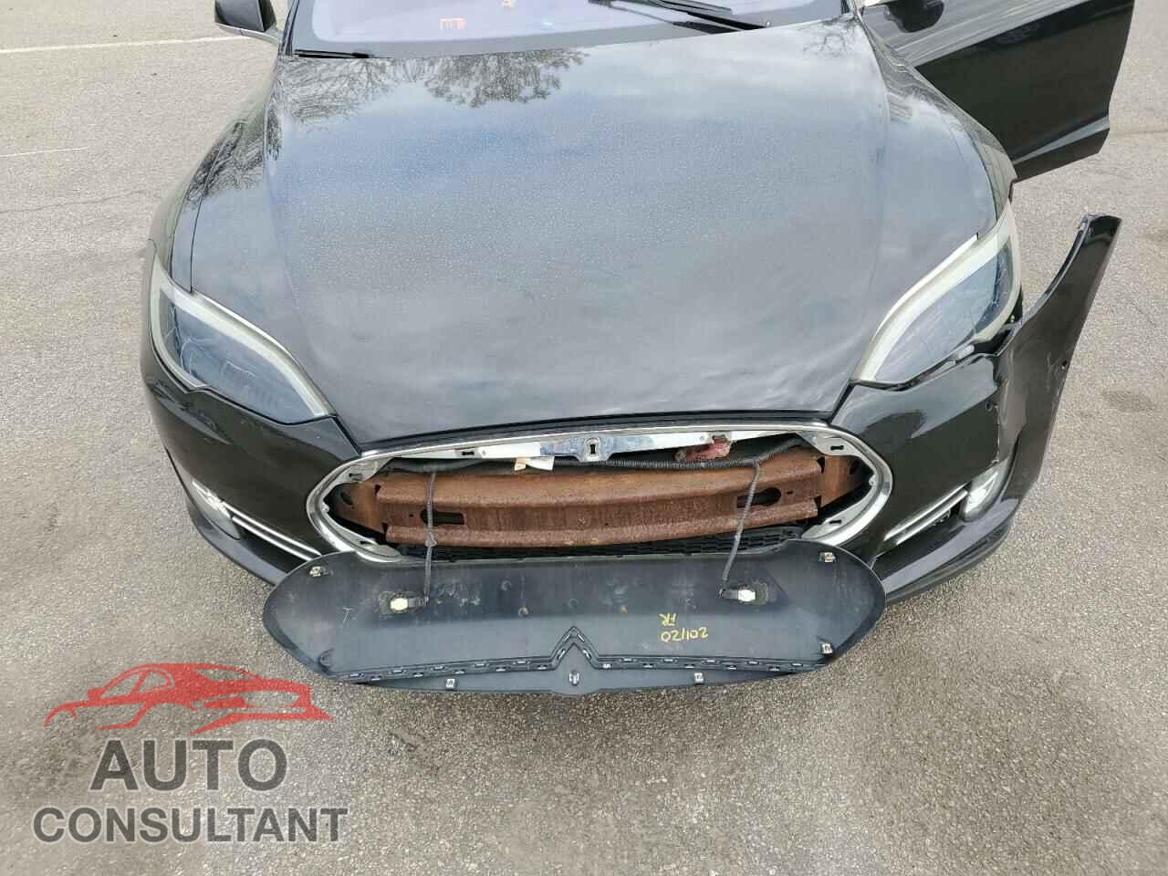 TESLA MODEL S 2014 - 5YJSA1H28EFP64091
