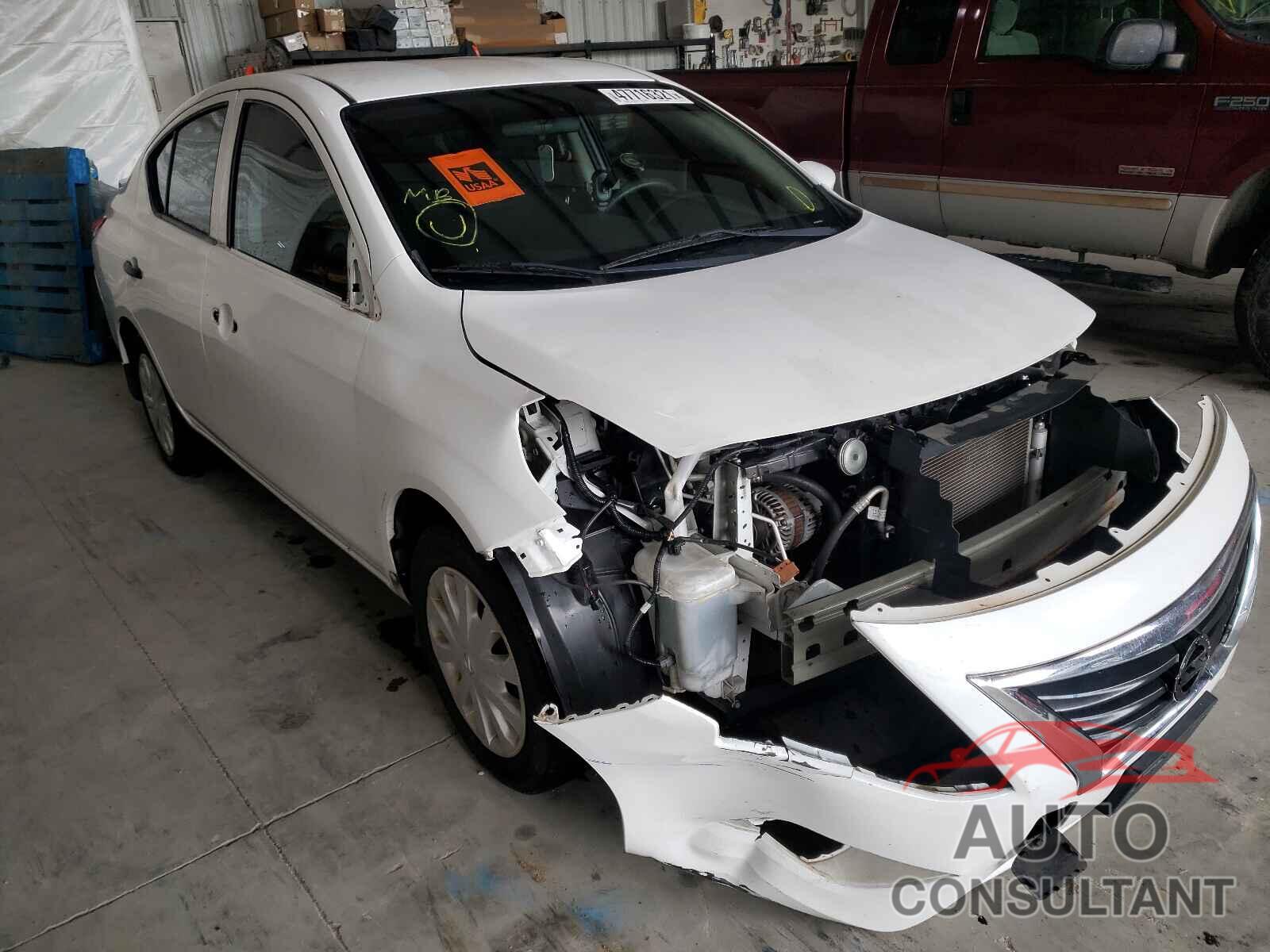NISSAN VERSA 2017 - 3N1CN7AP0HL821989