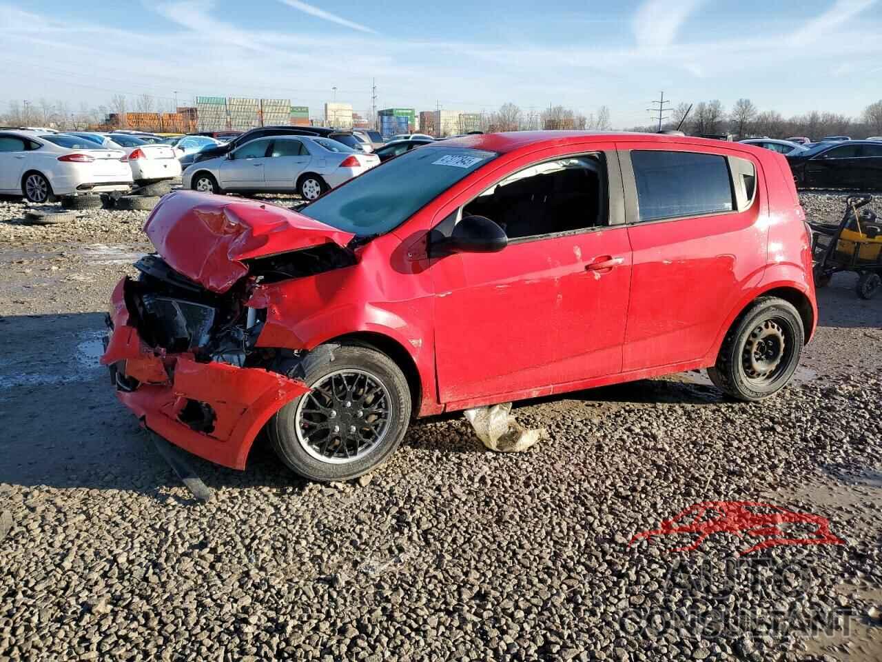 CHEVROLET SONIC 2015 - 1G1JA6SH4F4150078