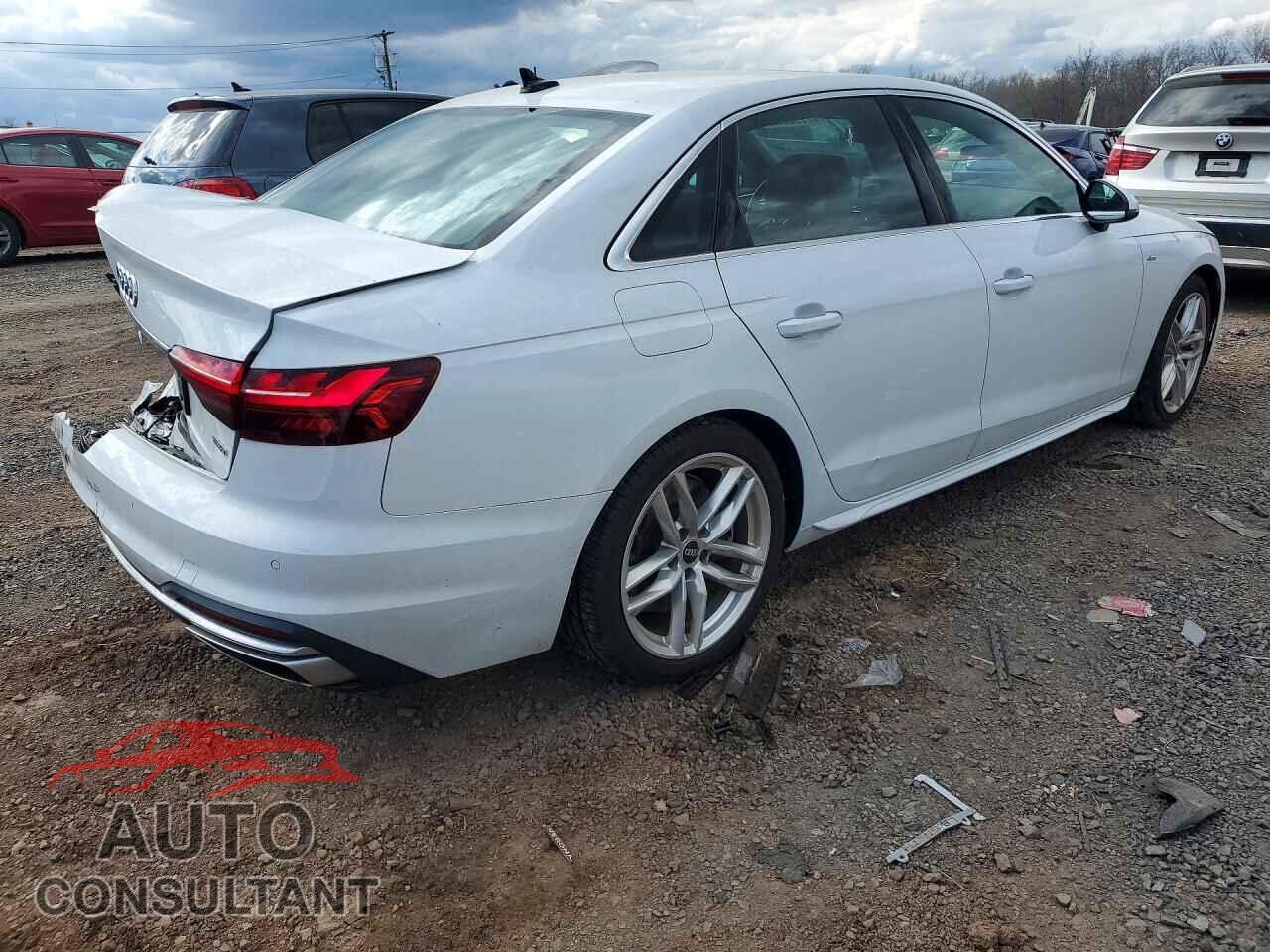 AUDI A4 2023 - WAUDAAF41PN008715