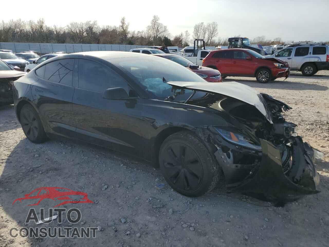 TESLA MODEL 3 2024 - 5YJ3E1EA6RF858576