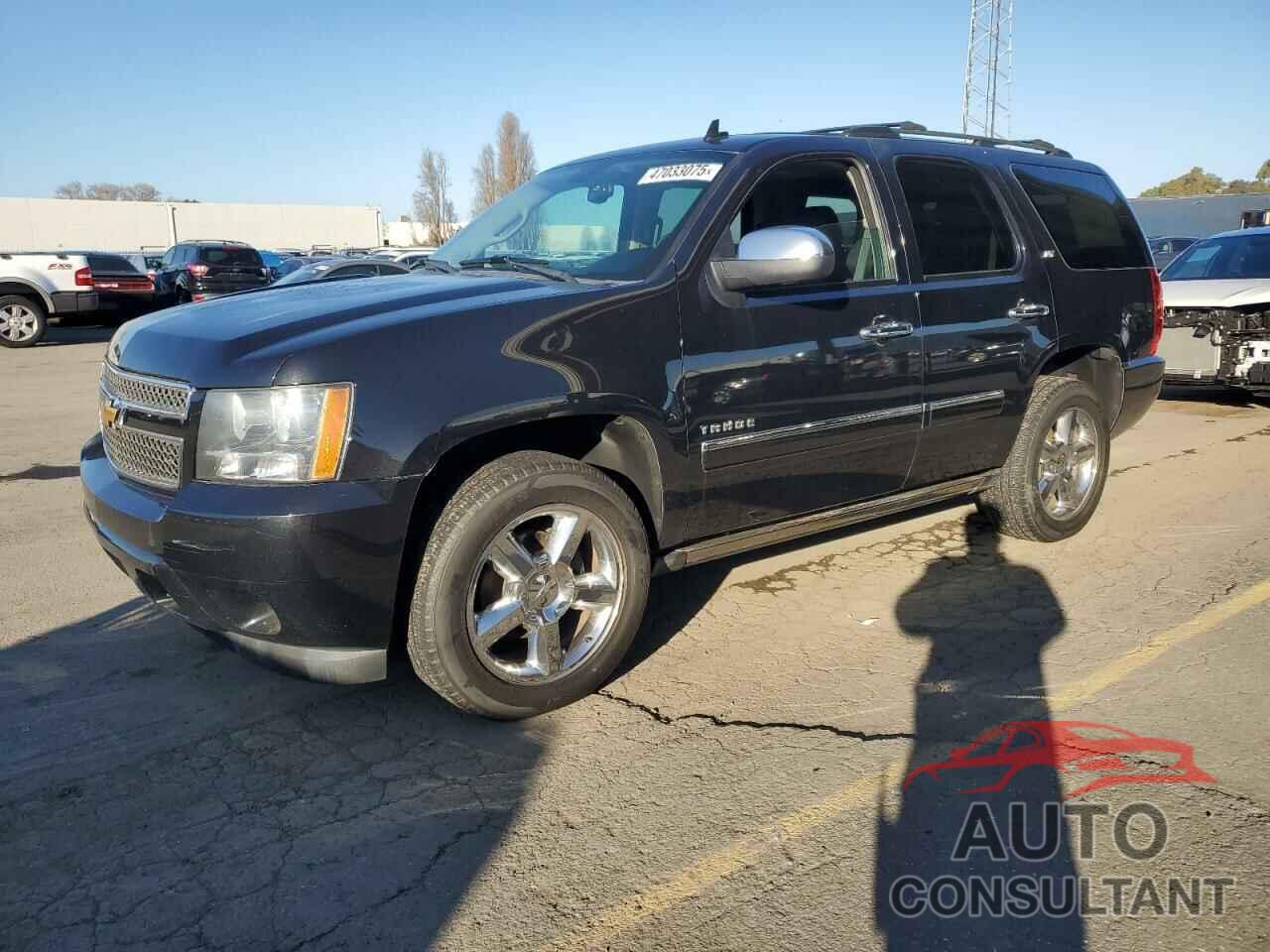 CHEVROLET TAHOE 2013 - 1GNSCCE07DR326252