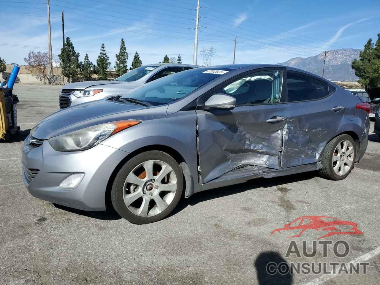HYUNDAI ELANTRA 2013 - KMHDH4AE2DU564514