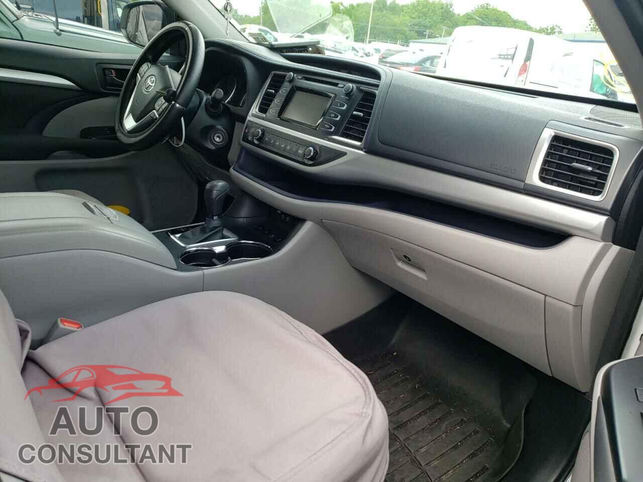 TOYOTA HIGHLANDER 2017 - 5TDBZRFH9HS474196