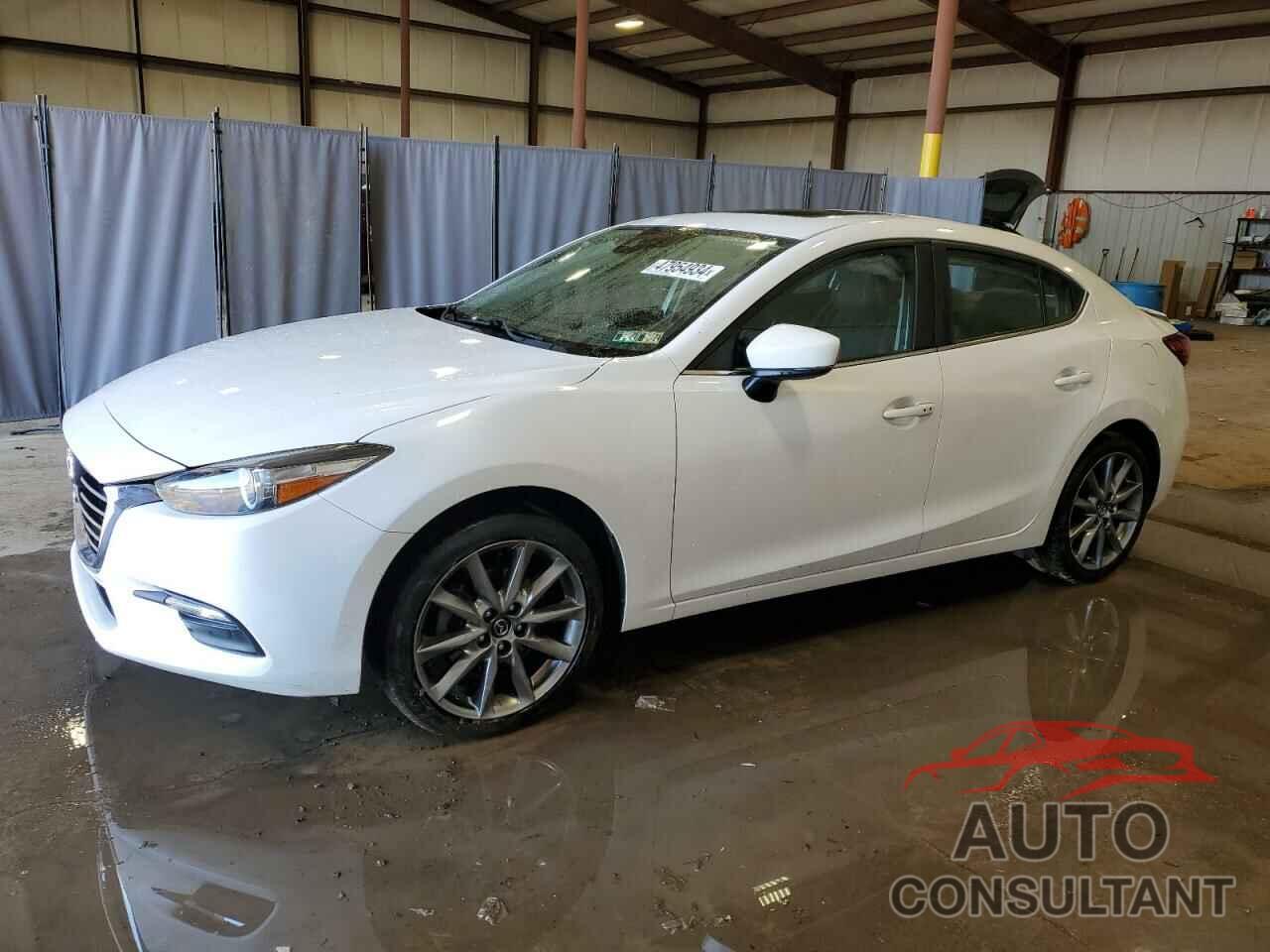 MAZDA 3 2018 - 3MZBN1V3XJM235200