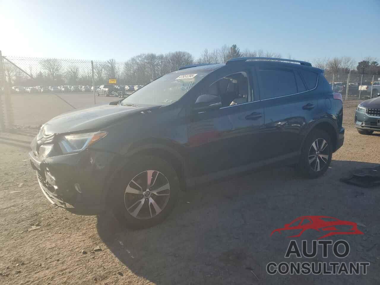 TOYOTA RAV4 2017 - JTMRFREV9HJ134607