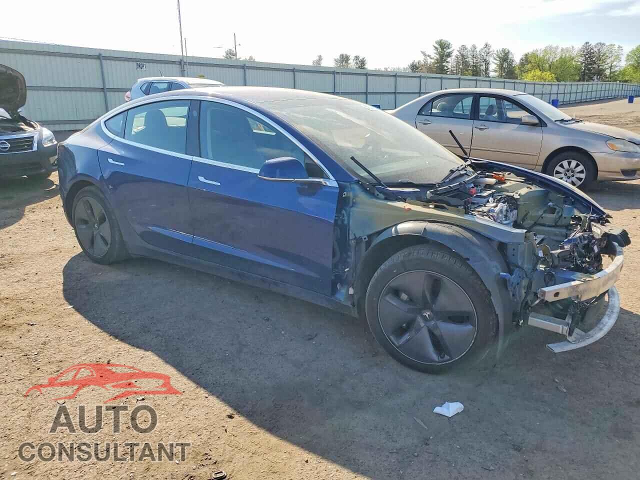 TESLA MODEL 3 2018 - 5YJ3E1EB0JF120298