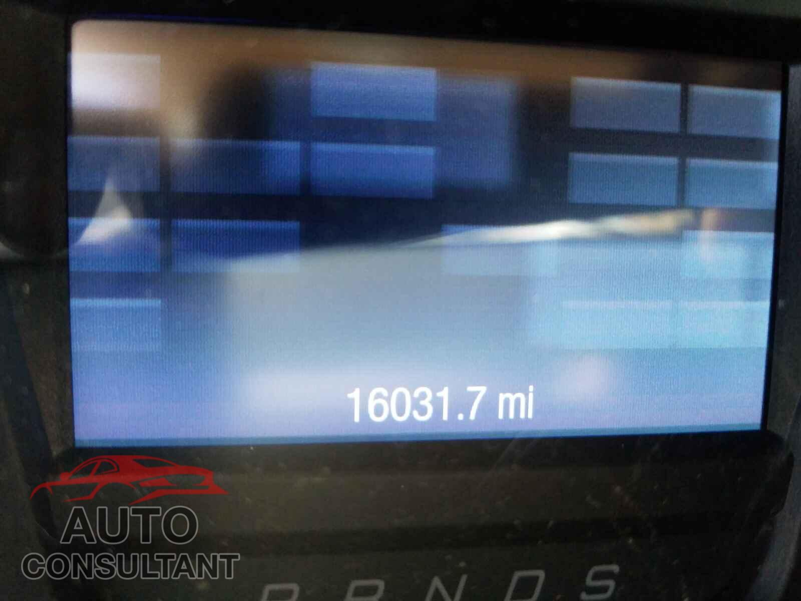 FORD TAURUS 2017 - 1FAHP2D88HG128845