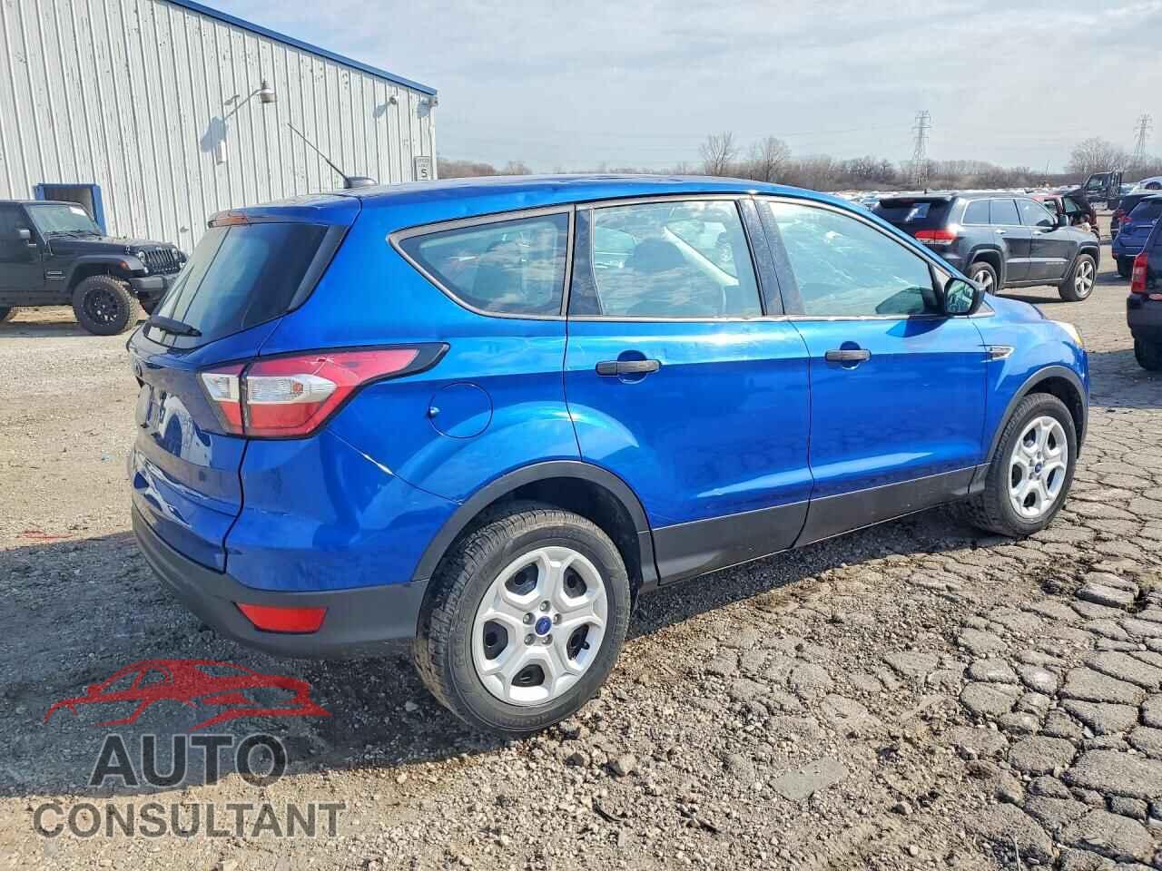 FORD ESCAPE 2017 - 1FMCU0F75HUE31648