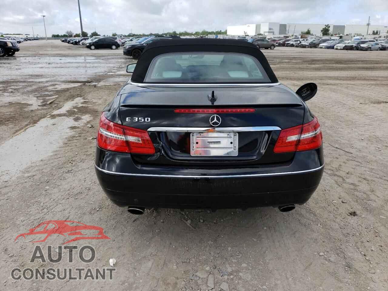 MERCEDES-BENZ E-CLASS 2012 - WDDKK5KF0CF170383