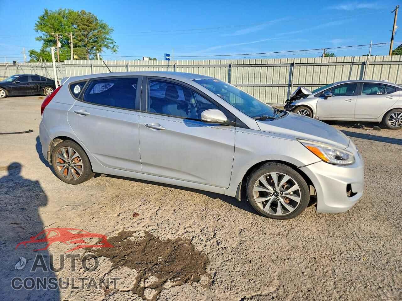 HYUNDAI ACCENT 2015 - KMHCU5AE3FU217855