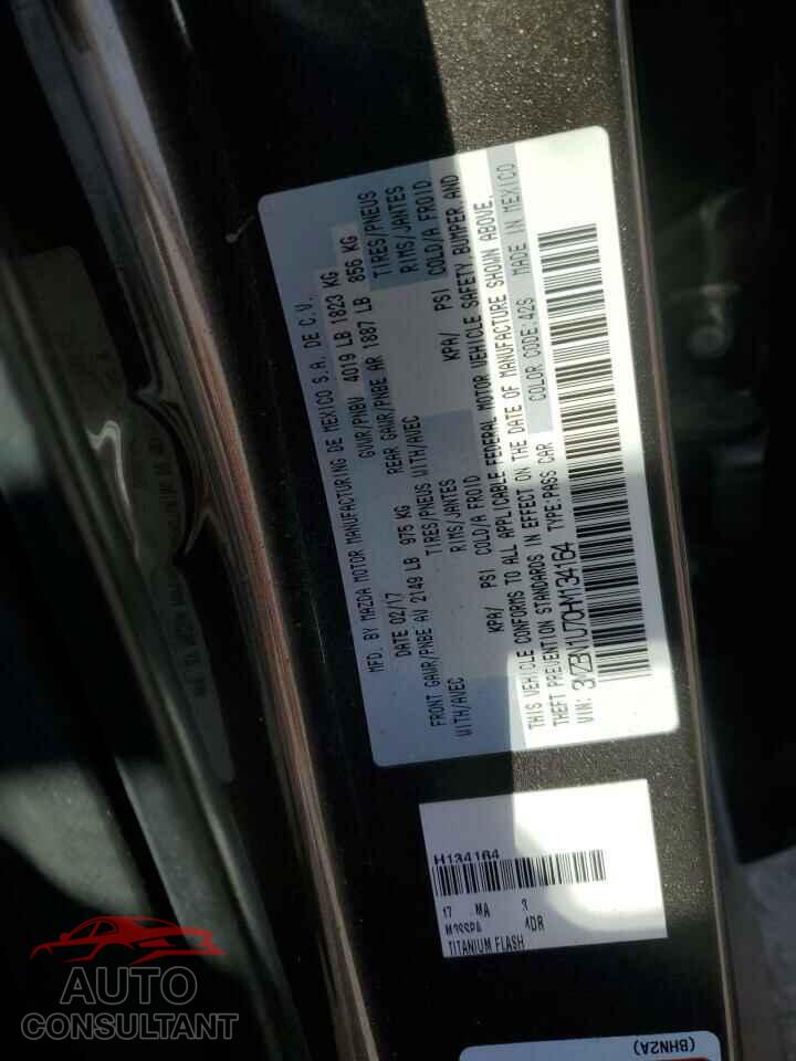 MAZDA 3 2017 - 3MZBN1U70HM134164