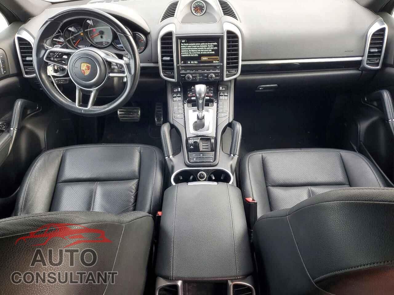 PORSCHE CAYENNE 2015 - WP1AB2A23FLA57180