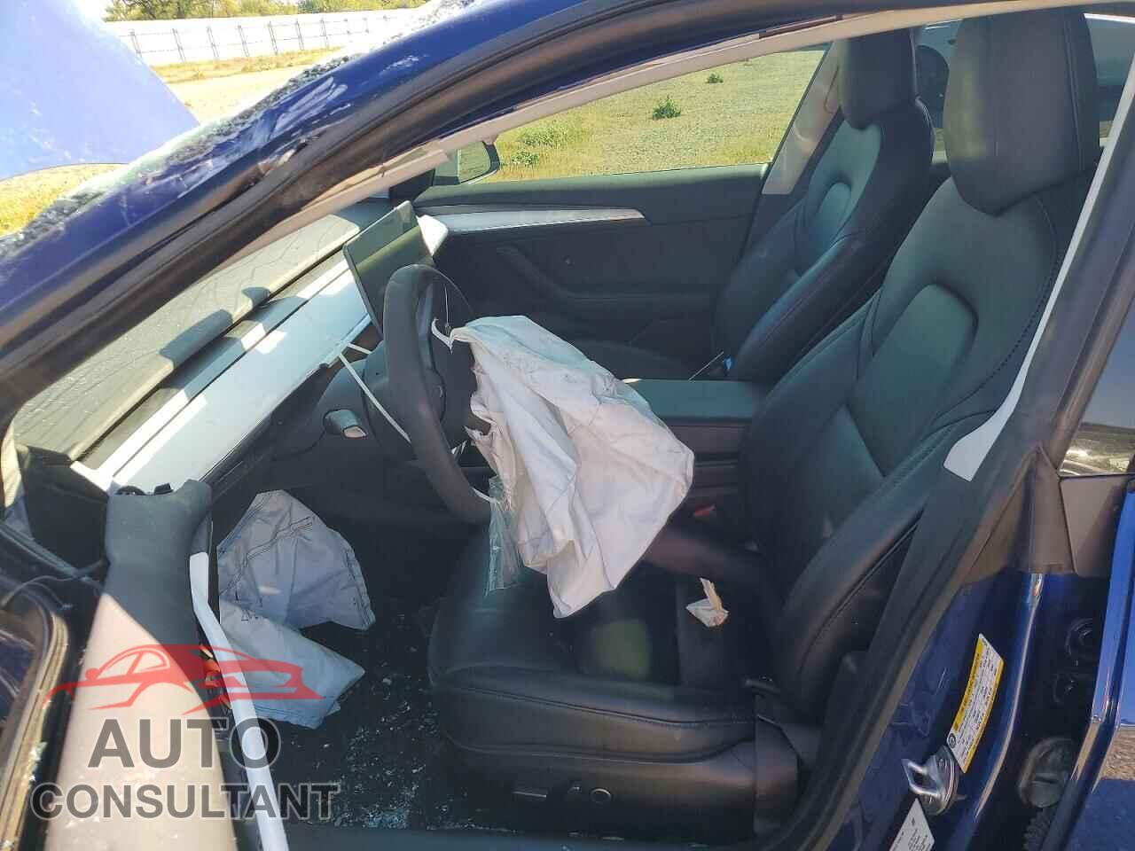 TESLA MODEL 3 2021 - 5YJ3E1EA2MF051934