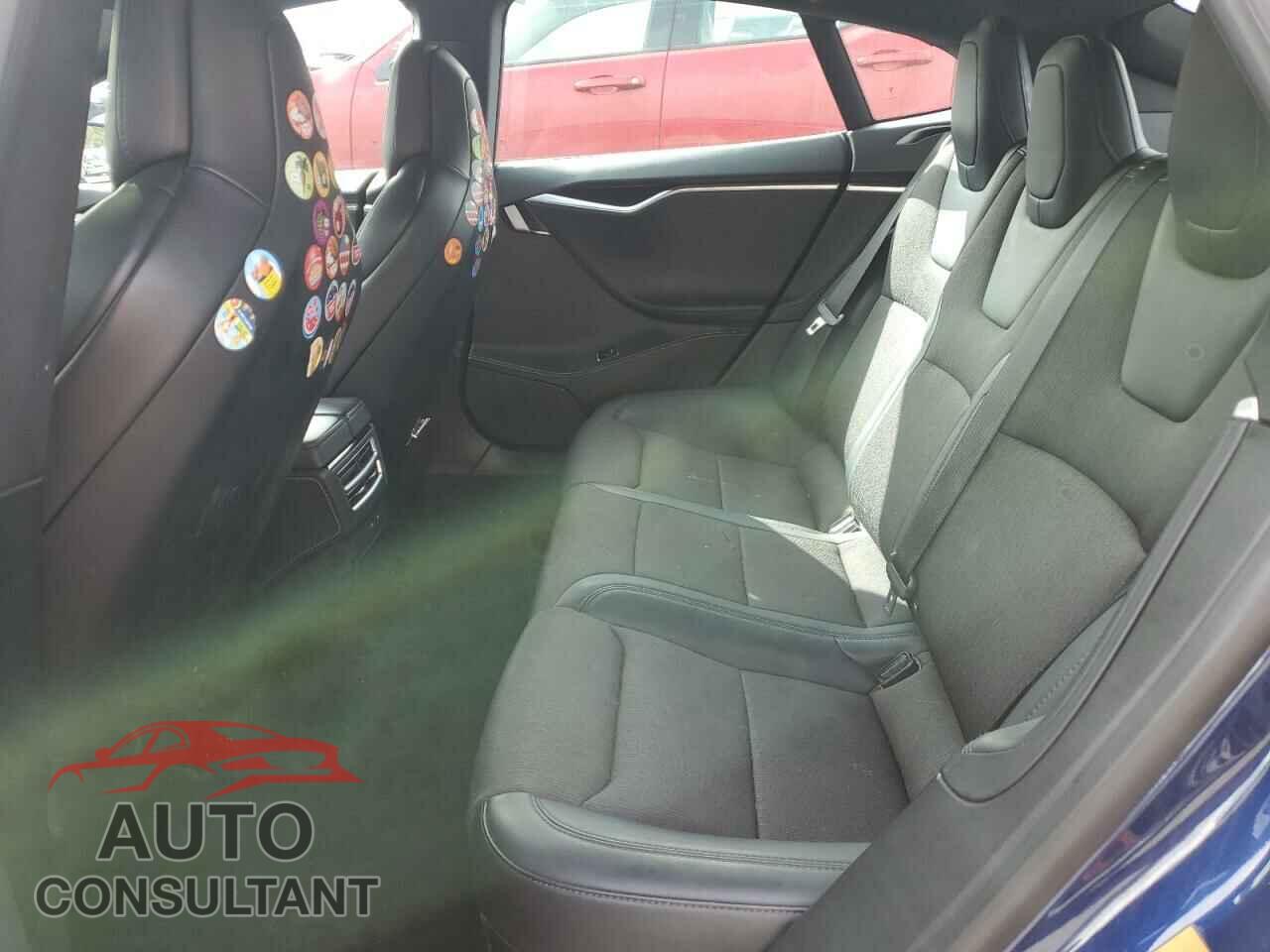 TESLA MODEL S 2017 - 5YJSA1E25HF220415