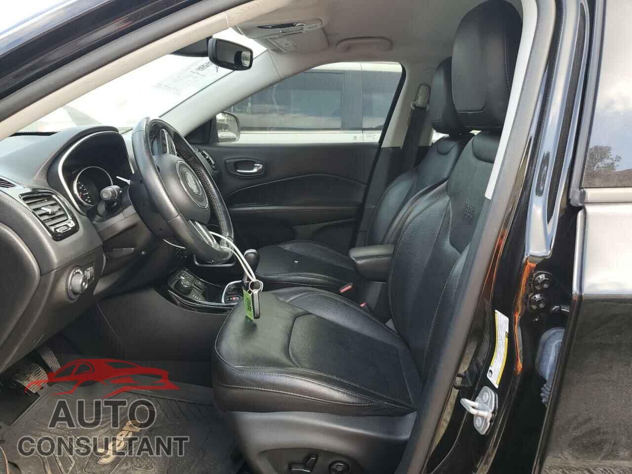 JEEP COMPASS 2020 - 3C4NJDCB5LT170580