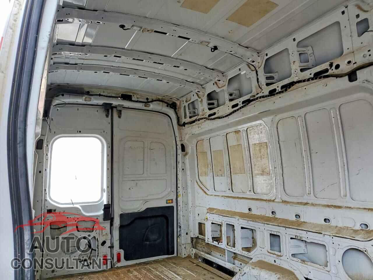 FORD TRANSIT 2019 - 1FTYR3XM7KKB25457