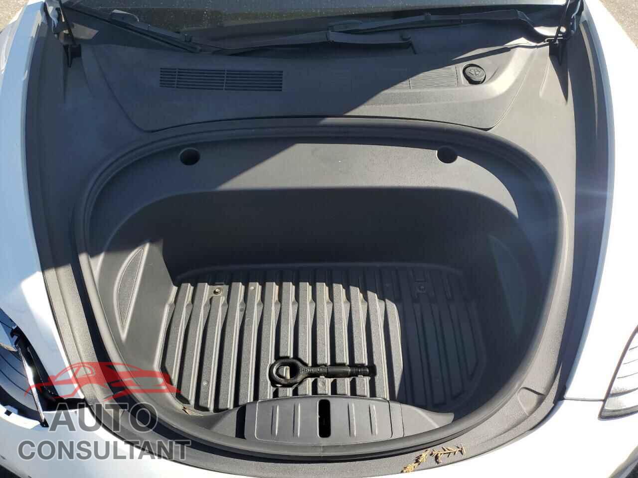 TESLA MODEL 3 2022 - 5YJ3E1EA0NF144372