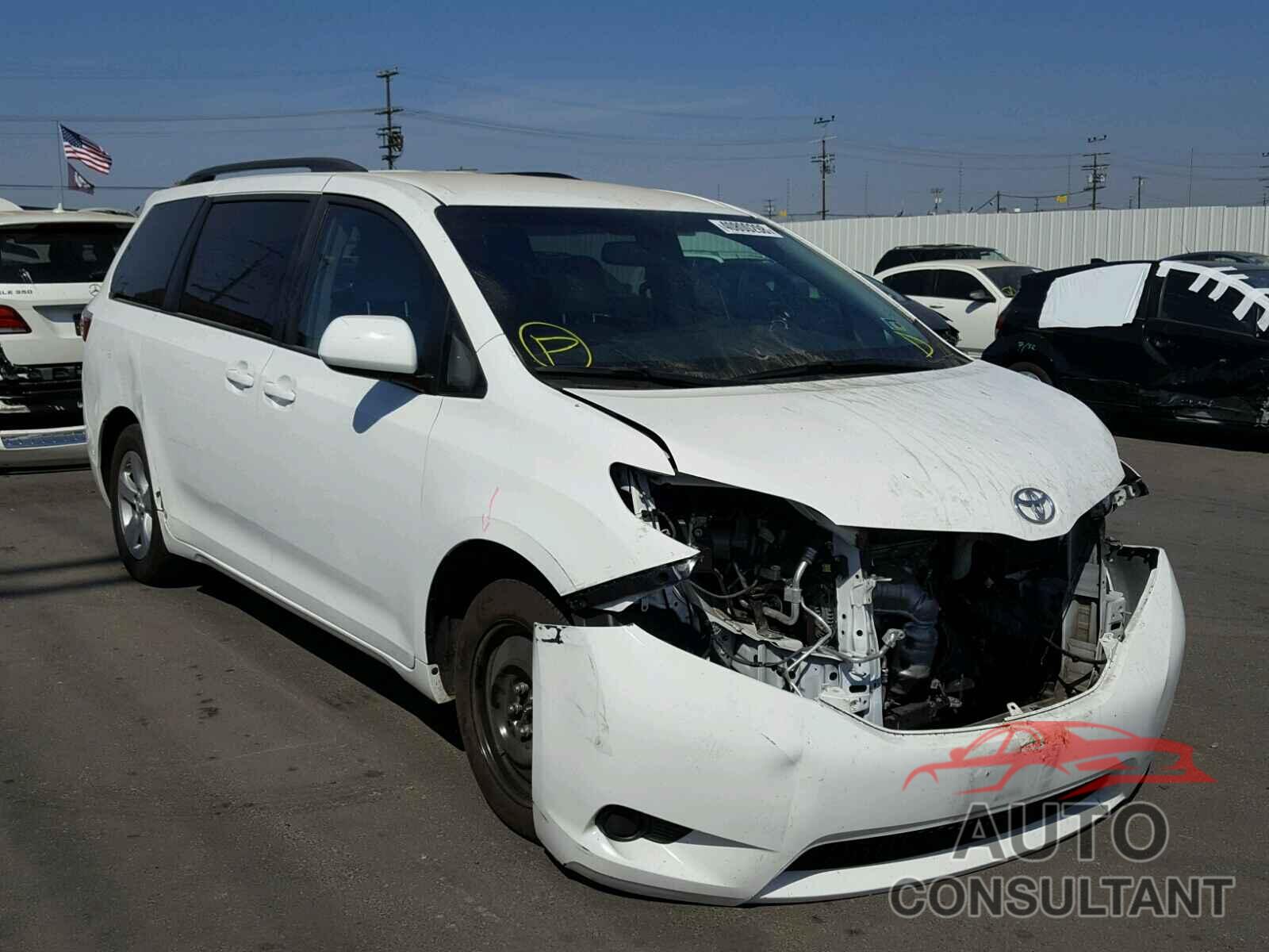 TOYOTA SIENNA LE 2016 - 5TDKK3DC6GS717521