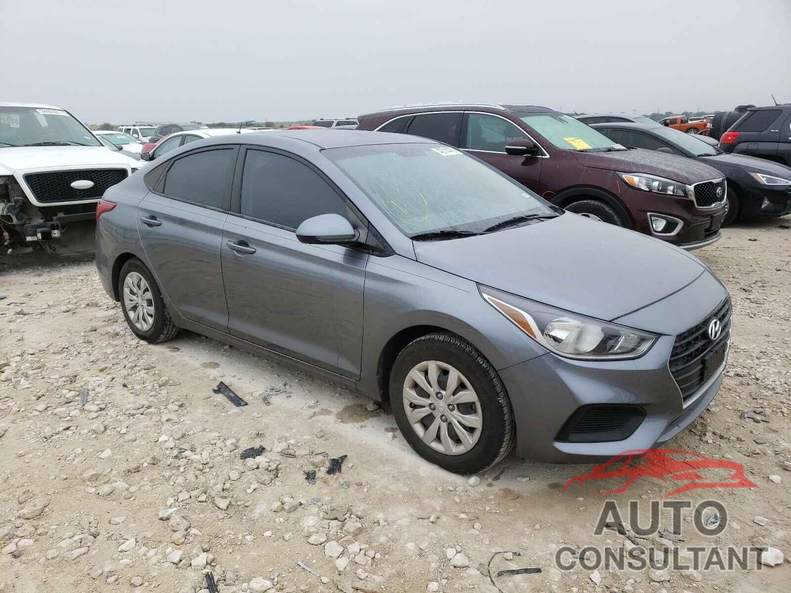 HYUNDAI ACCENT 2018 - 3KPC24A39JE017699