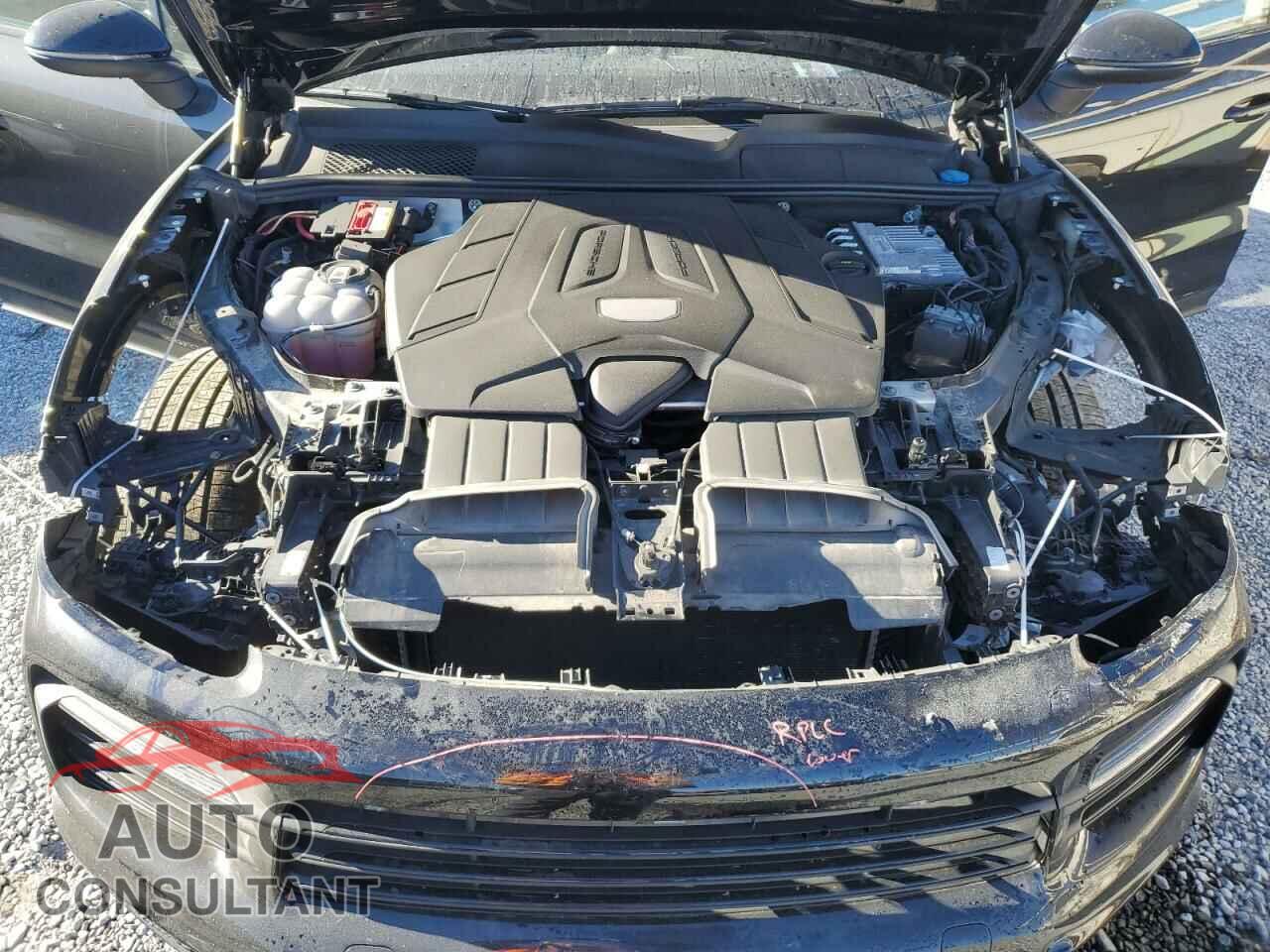 PORSCHE CAYENNE 2019 - WP1AA2AY7KDA09659